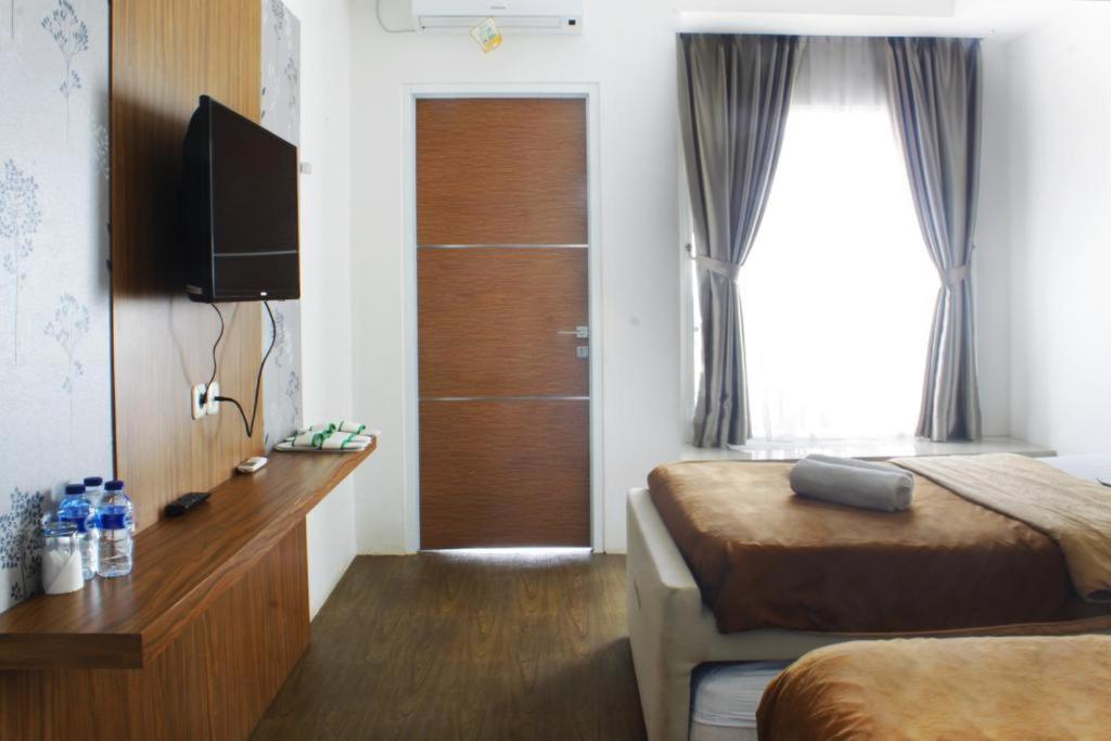 Hotel Graha Widjaja Puncak Esterno foto